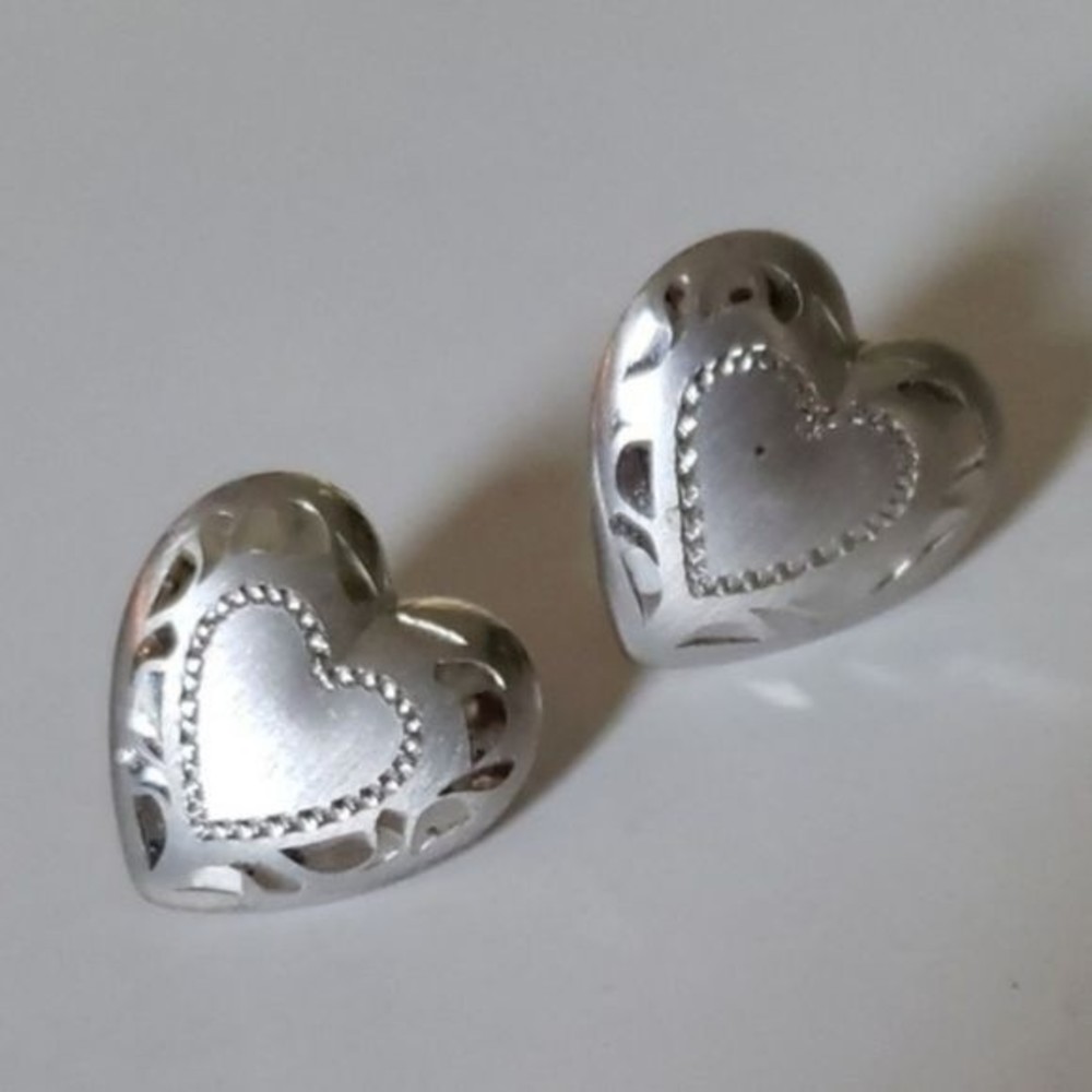 🩶 Vintage Beau B Heart Stud Earrings .925 Sterling Silver Beaucraft NWOT